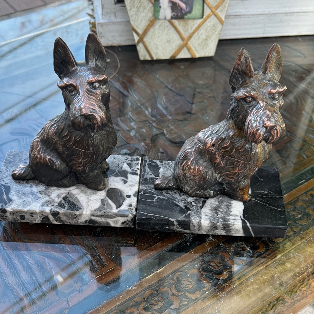 Bronze Scottish Terrier Bookends on Marble Base